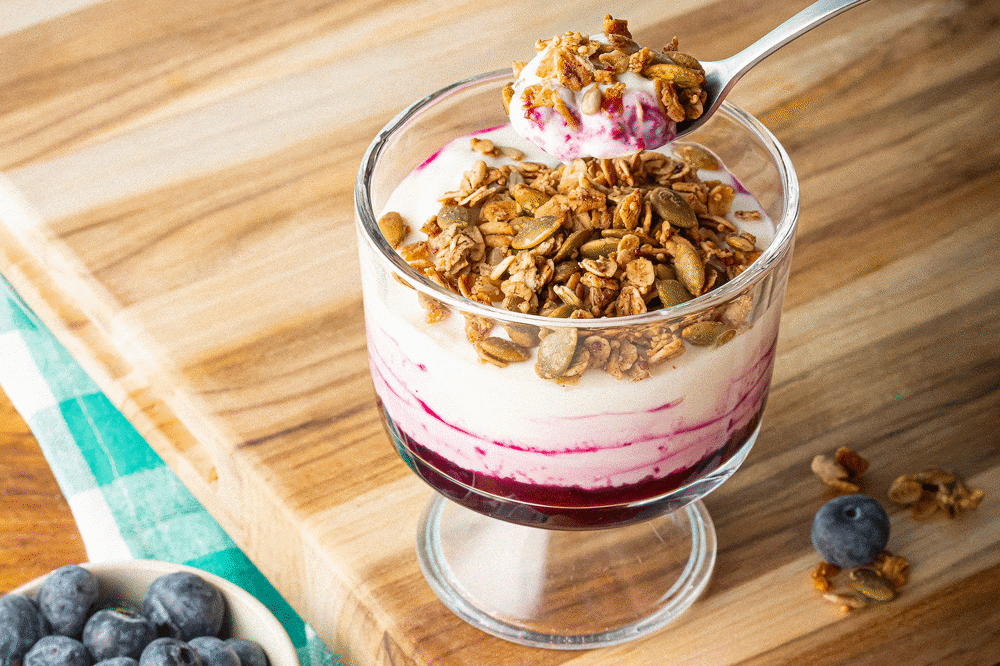 Blueberry Maple Yogurt Parfait(best by: 10/28)