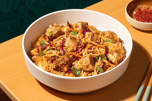 Chilli Crisp Noodles w/ Sesame Chicken(M/T)